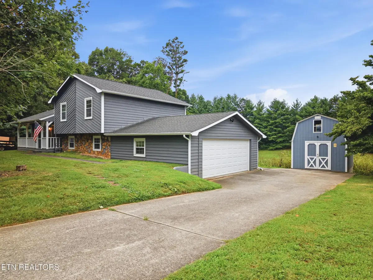 3017 Pleasant View Ave, Maryville, TN 37803 - #1
