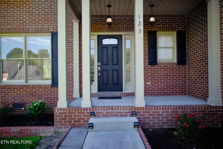 123 Capital Circle, Oak Ridge, TN 37830 - #2
