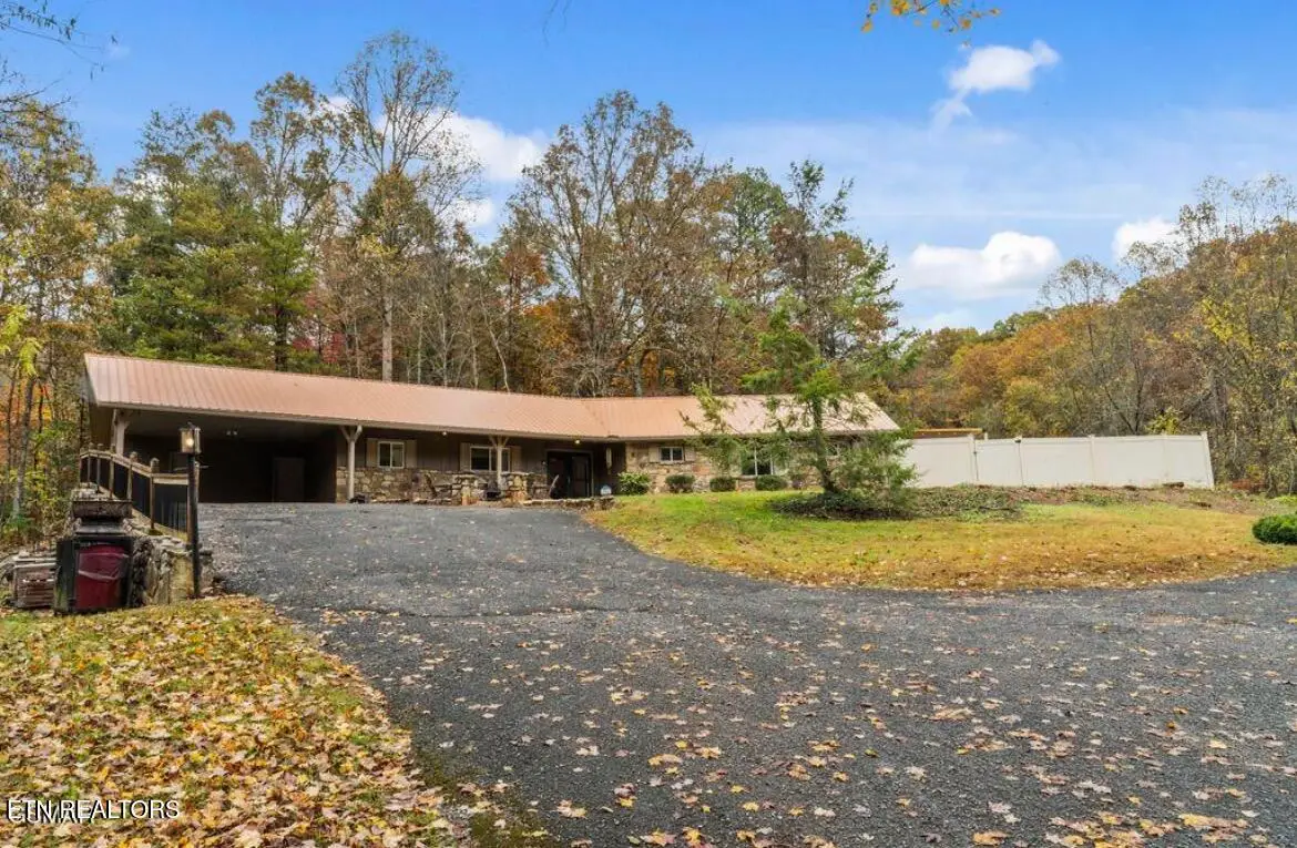 560 Buckhorn Rd, Gatlinburg, TN 37738 - #1