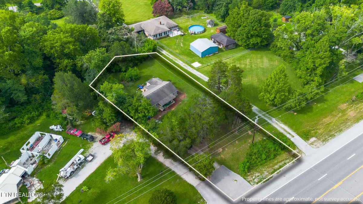 4737 Roane State Hwy, Rockwood, TN 37854 - #1