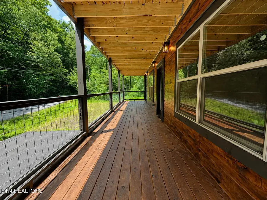 3066 N Clear Fork Rd, Sevierville, TN 37862 - #3