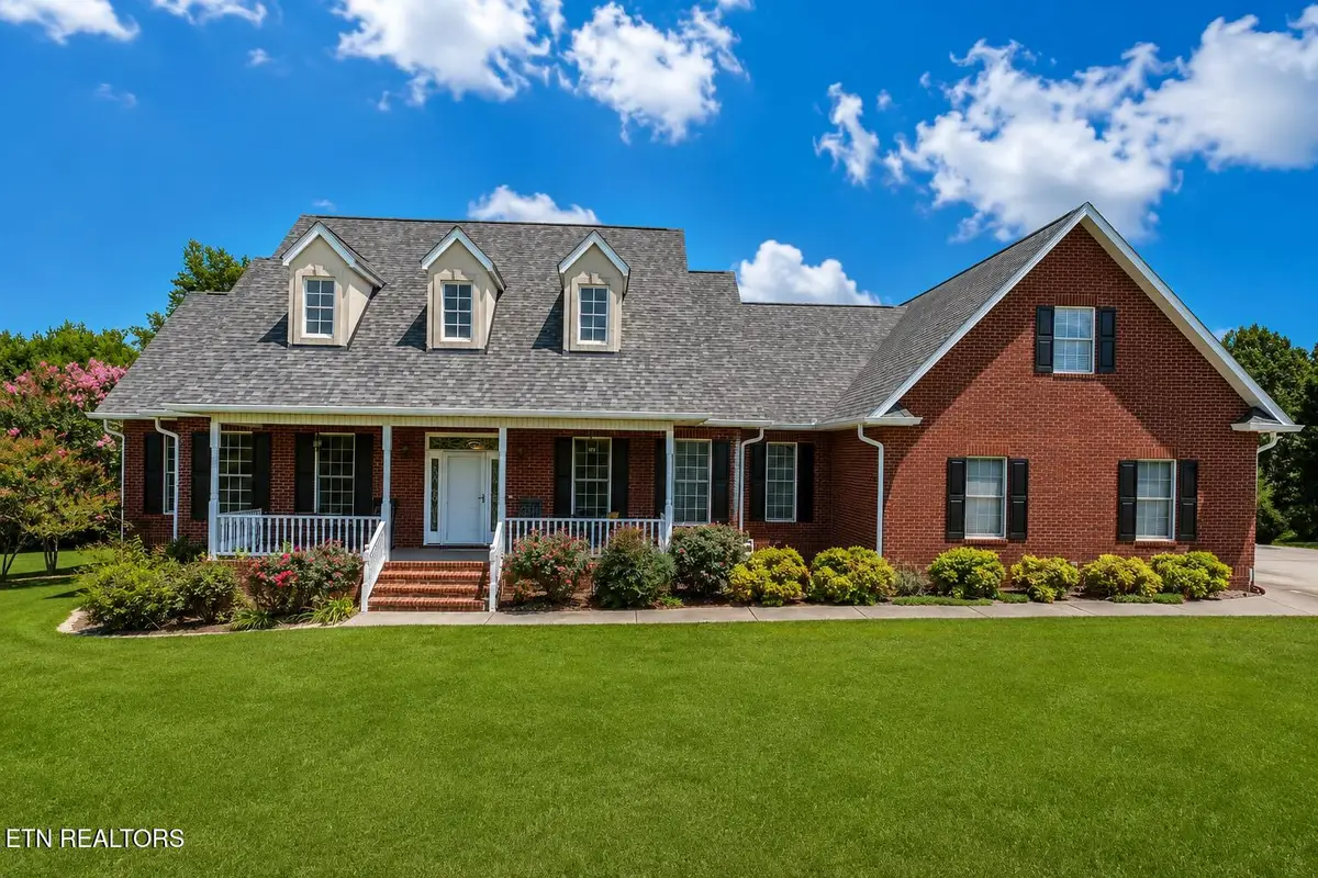 190 Williamsburg Drive, Lenoir City, TN 37772 - #1
