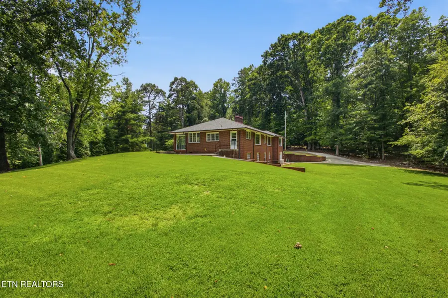 140 Magna Vista Drive, Harriman, TN 37748 - #3