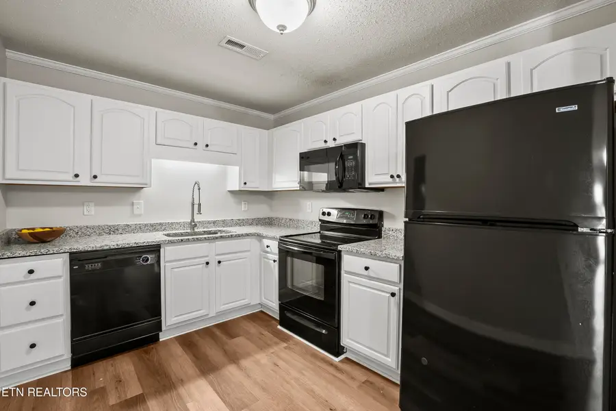 100 Village Way #D, Kingston, TN 37763 - #2