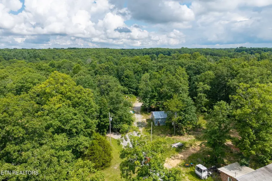 494 Sampson Rd, Crossville, TN 38572 - #3