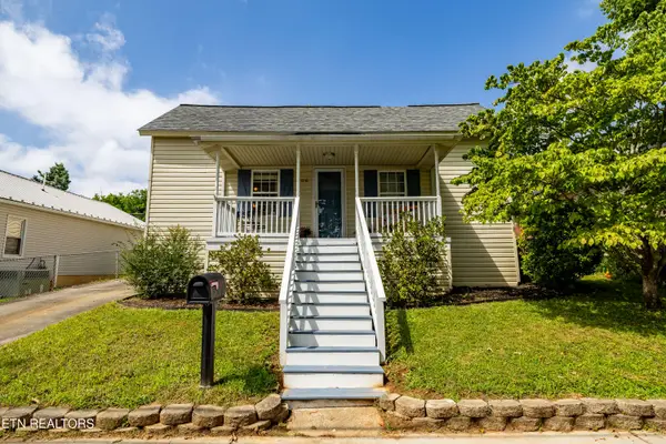 706 N C St, Lenoir City, TN 37771
