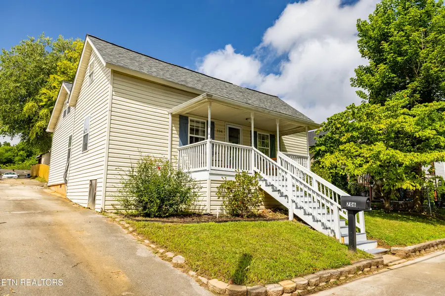 706 N C St, Lenoir City, TN 37771 - #2