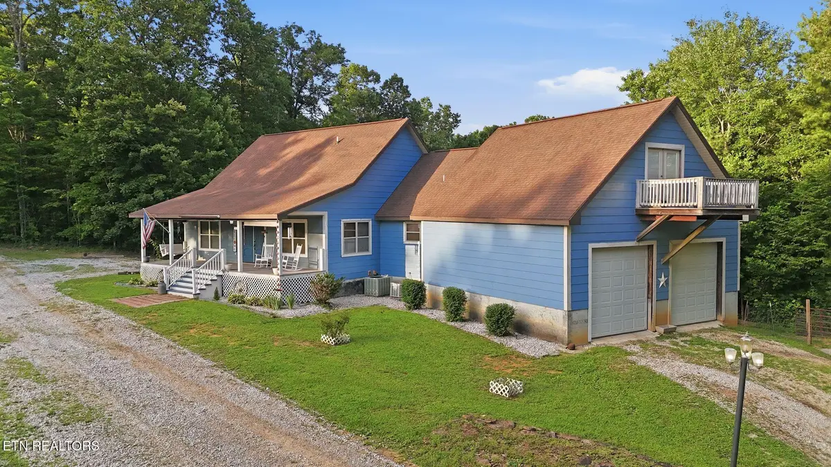 320 Wild Turkey Tr, Oneida, TN 37841 - #1