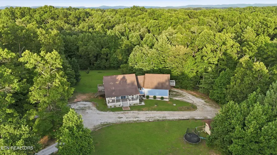 320 Wild Turkey Tr, Oneida, TN 37841 - #3