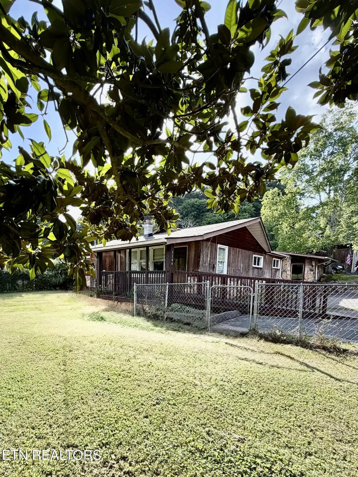 2204 Mentor Rd, Louisville, TN 37777 - #1