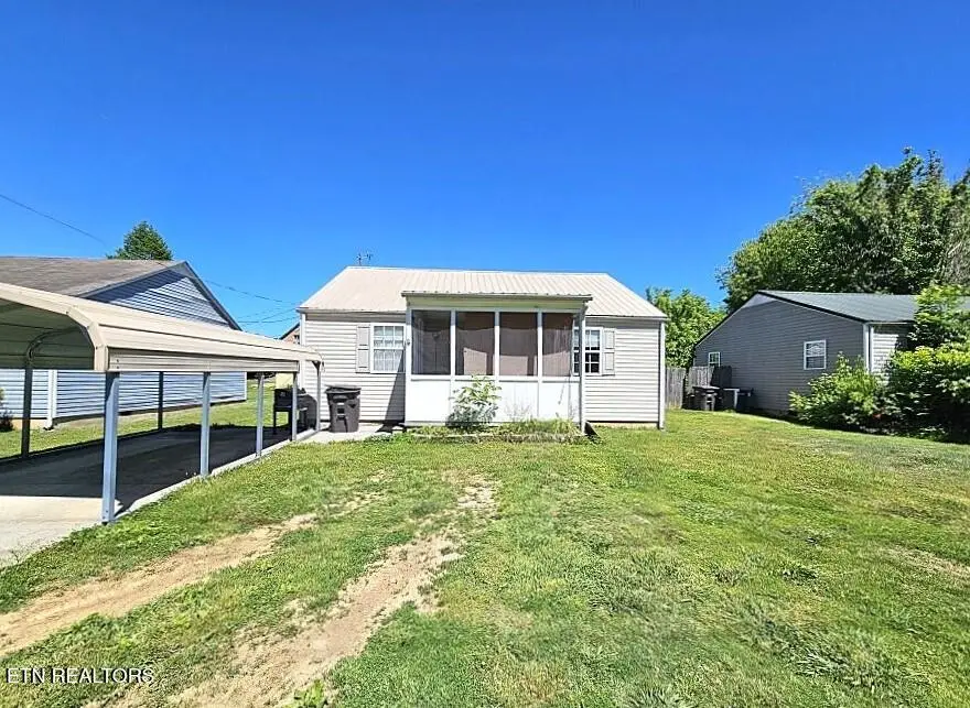 577 Monroe St, Madisonville, TN 37354 - #1