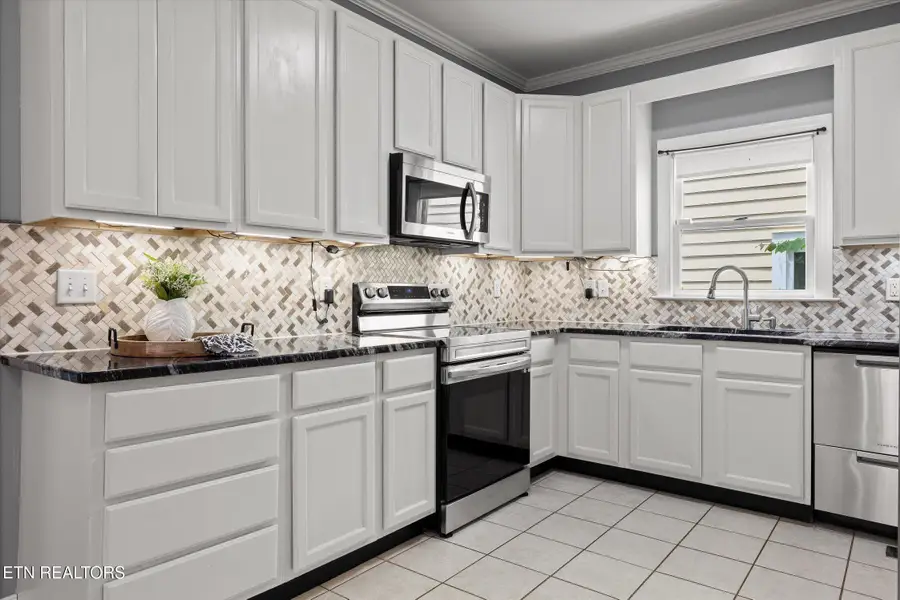 803 Fairview Ave, Chattanooga, TN 37403 - #2