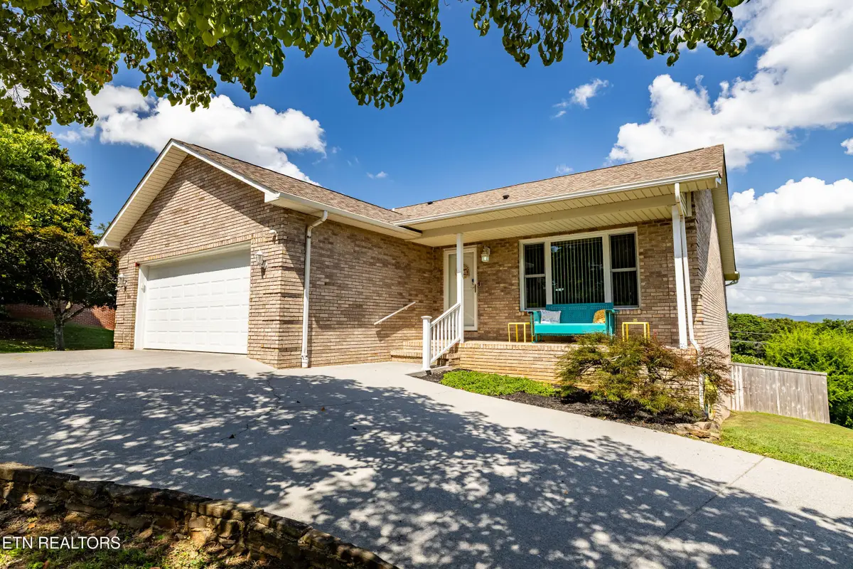 912 Saint Johns Drive, Maryville, TN 37801 - #1