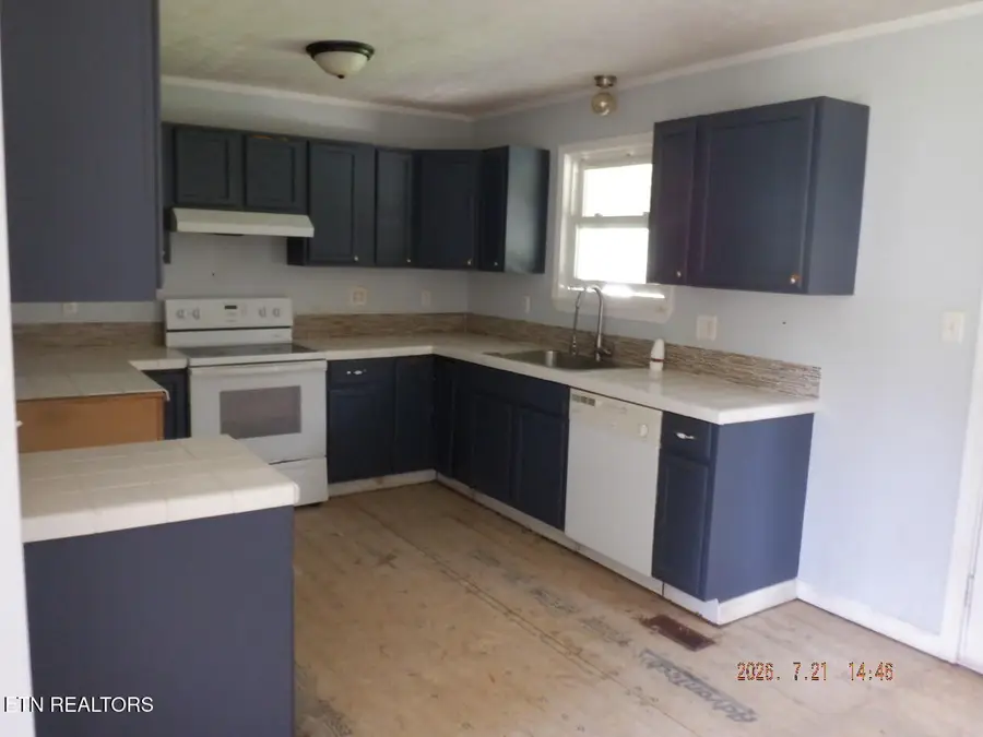 1713 Andy Lane, Monterey, TN 38574 - #3