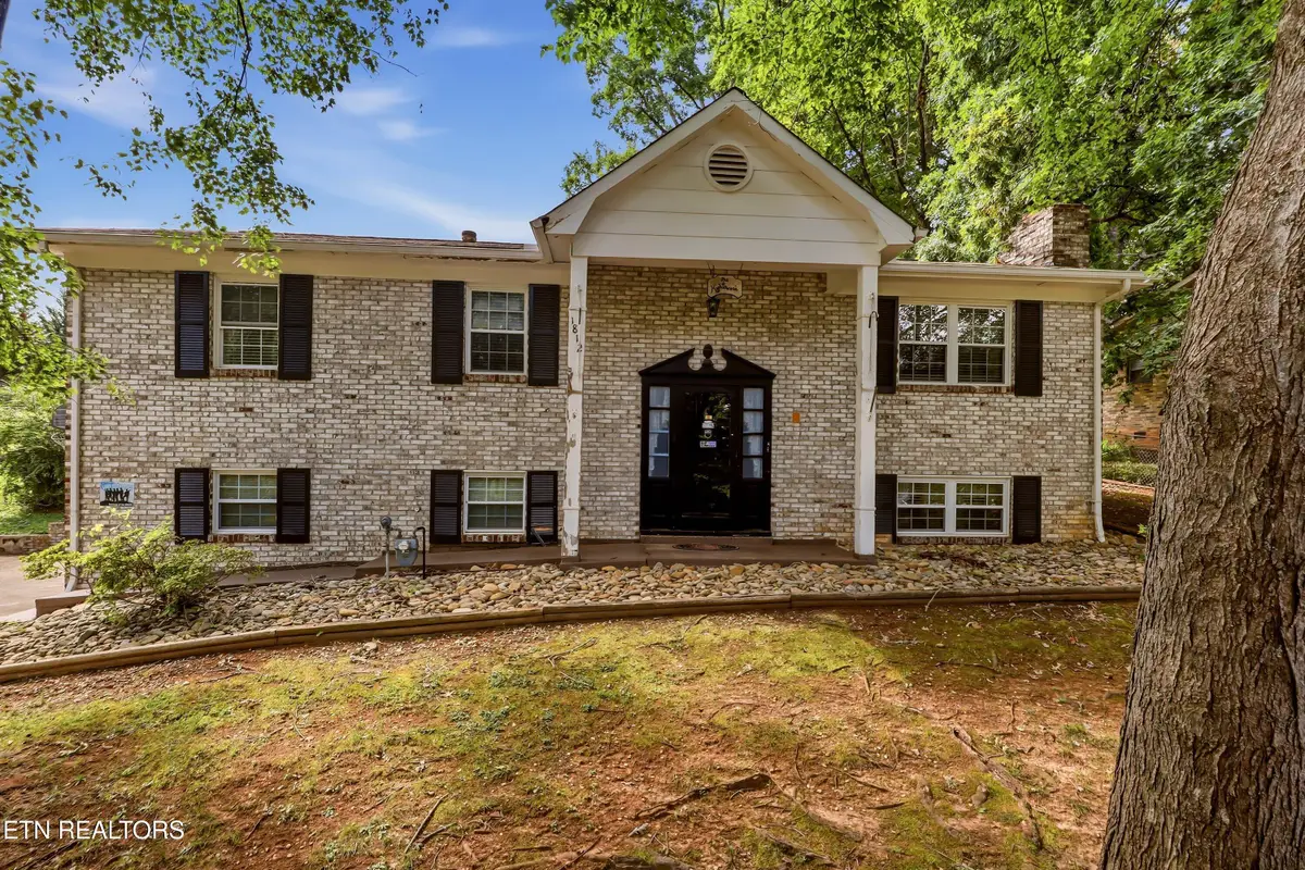 1812 E Alpine Drive, Maryville, TN 37804 - #1