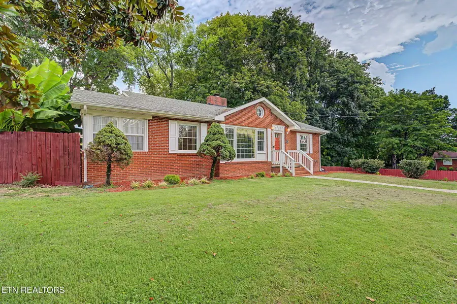 112 Y Rd, Sevierville, TN 37862 - #2