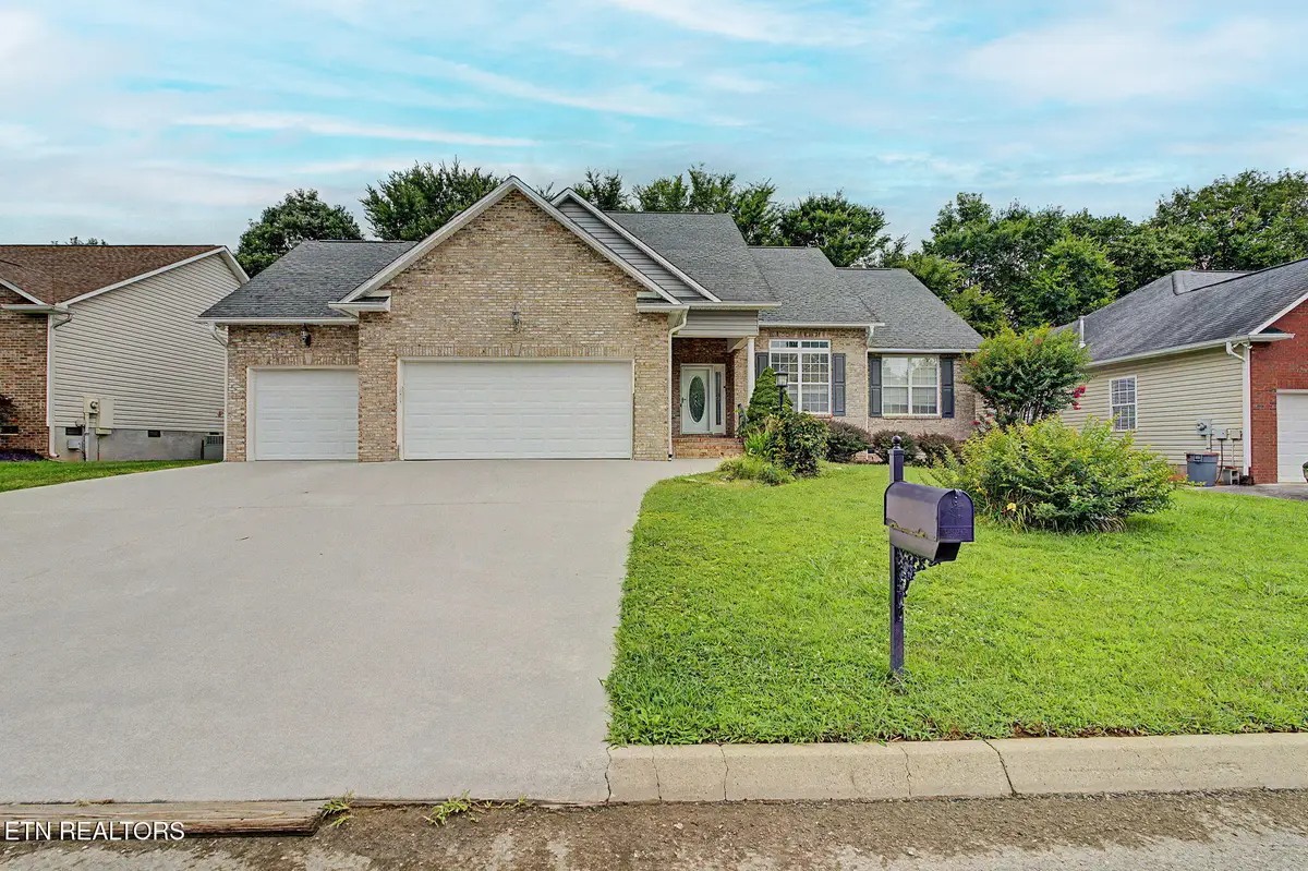 6828 Amberfield Lane, Knoxville, TN 37918 - #1