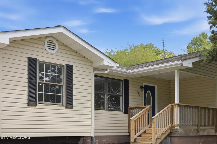 219 High Point Orchard Rd, Kingston, TN 37763 - #2