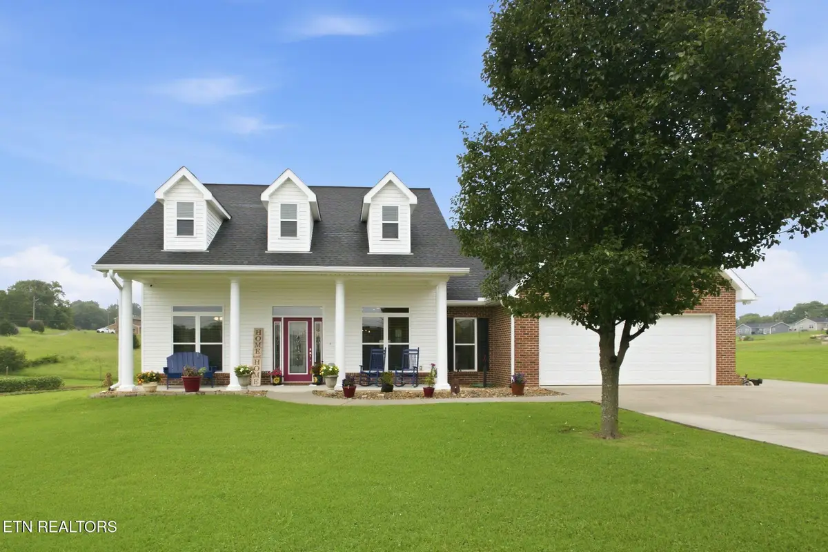 1977 Rays Gap Rd, Sevierville, TN 37876 - #1
