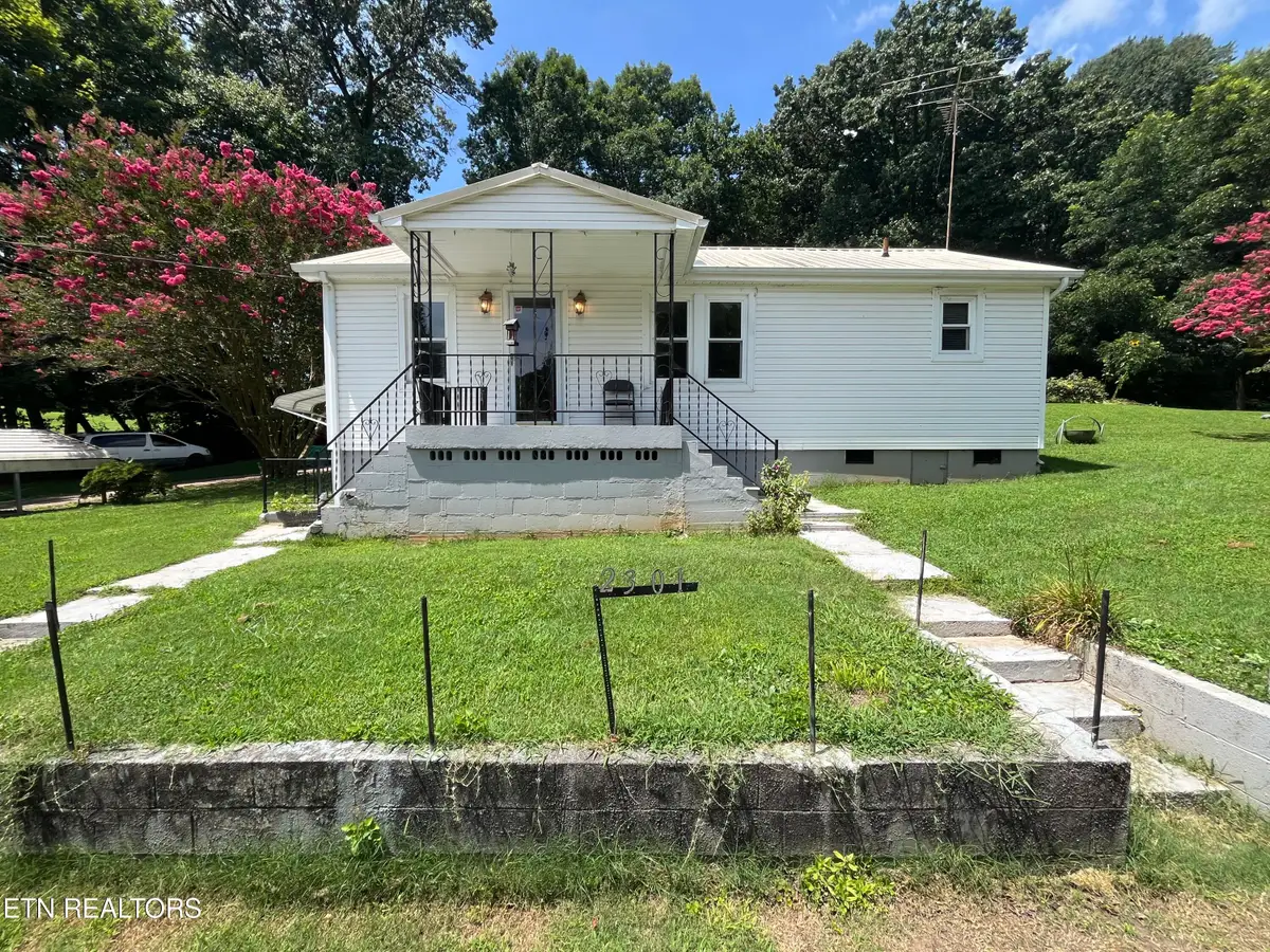 2301 Mitchell Rd, Mascot, TN 37806 - #1