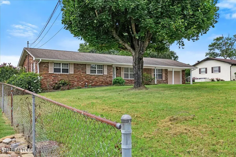 847 Calloway Circle, Lenoir City, TN 37772 - #2