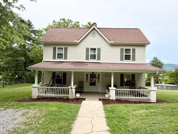 2022 Back Valley Rd, Speedwell, TN 37870