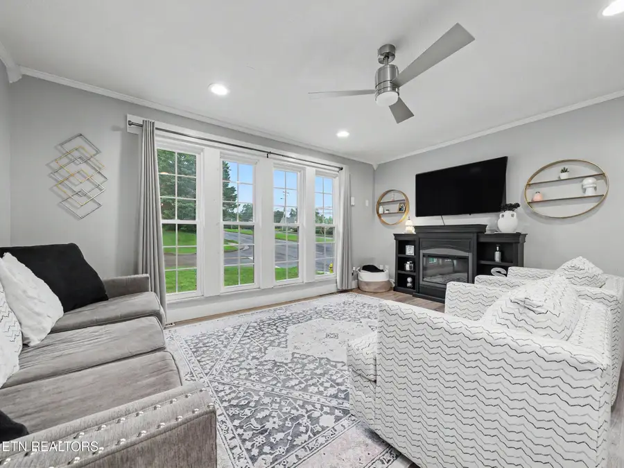 1201 Foxcrolf Drive, Knoxville, TN 37923 - #3