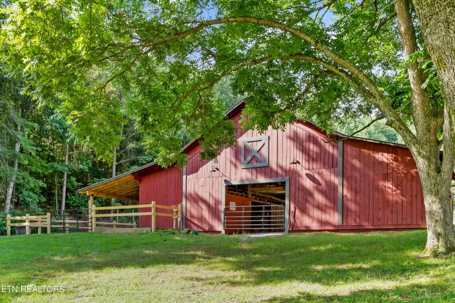 2395 Mecca Pike, Englewood, TN 37329 - #2