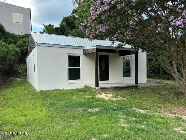 23 S Carter St, Sparta, TN 38583