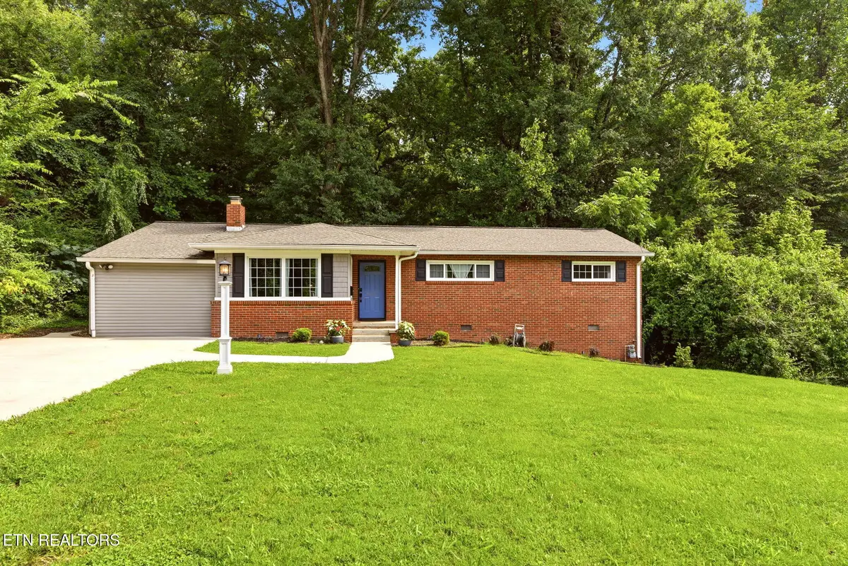 360 East Drive, Oak Ridge, TN 37830 - #1