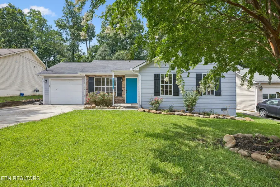 2313 Arkwright Lane, Knoxville, TN 37921 - #2