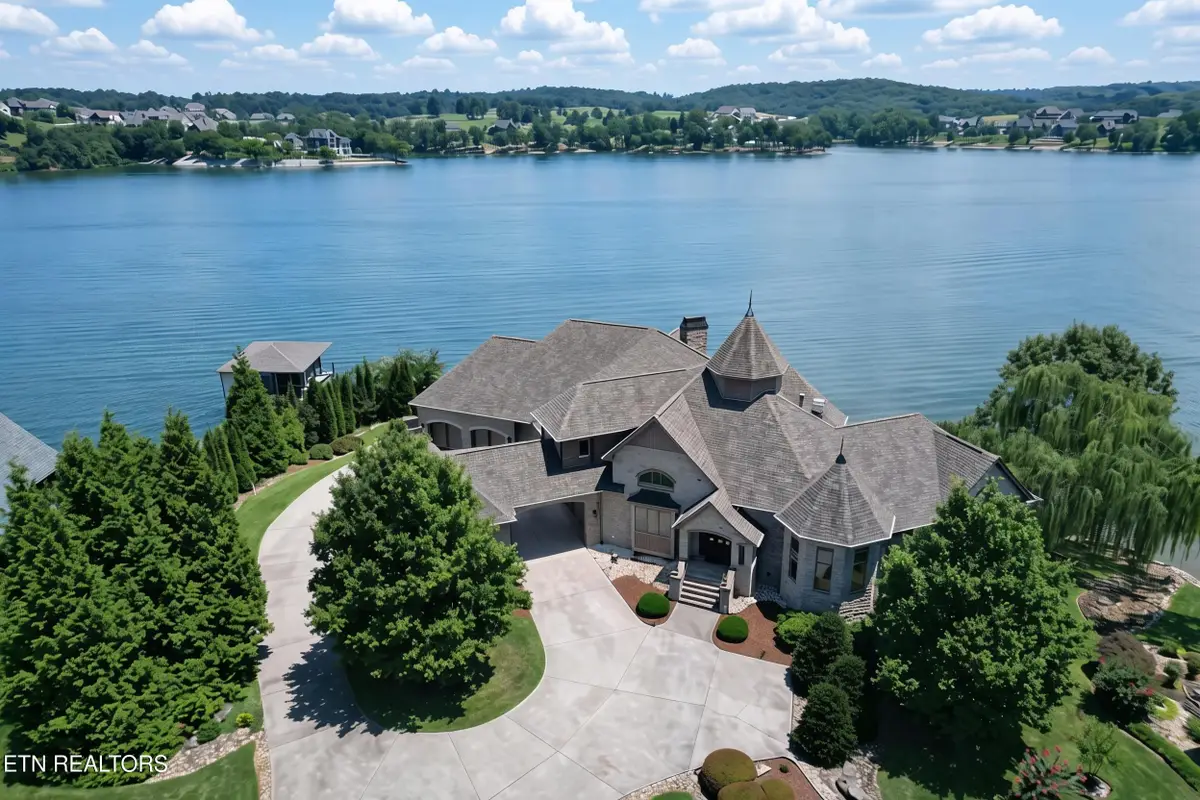 410 Cayuga Drive, Loudon, TN 37774 - #1