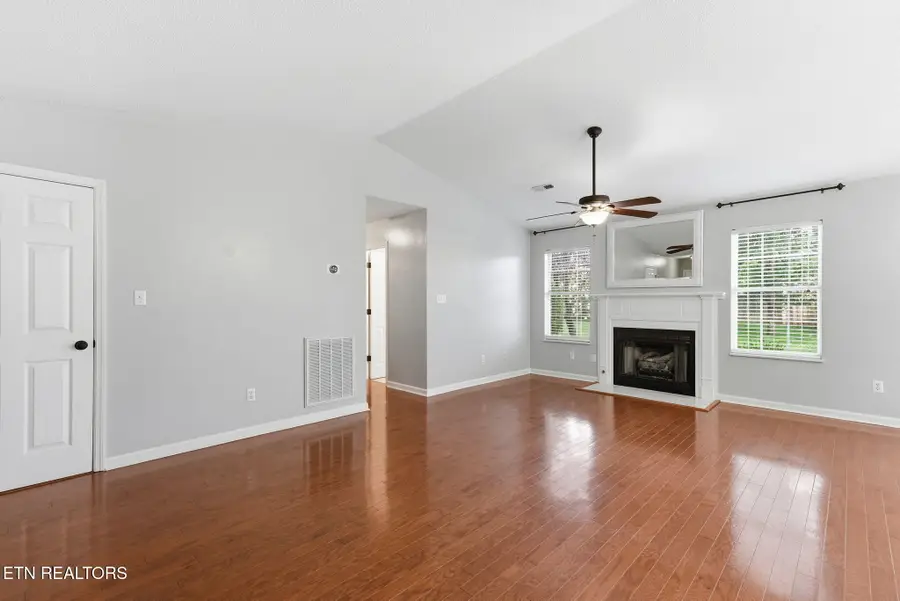 7233 Sorrenta Rd, Knoxville, TN 37918 - #3