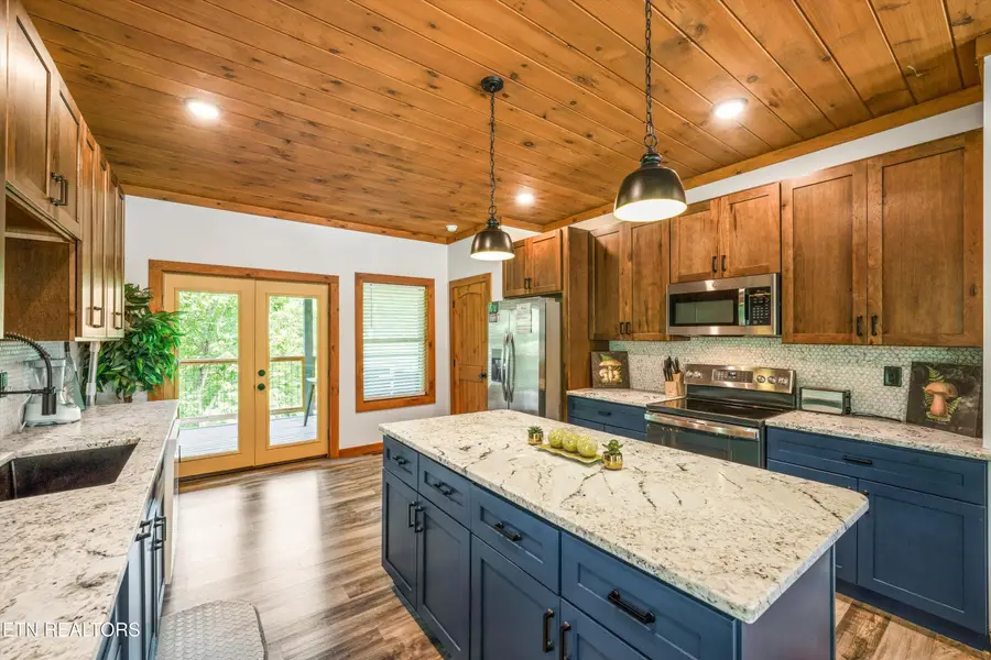 2922 Lightning Strike Drive, Sevierville, TN 37876 - #2
