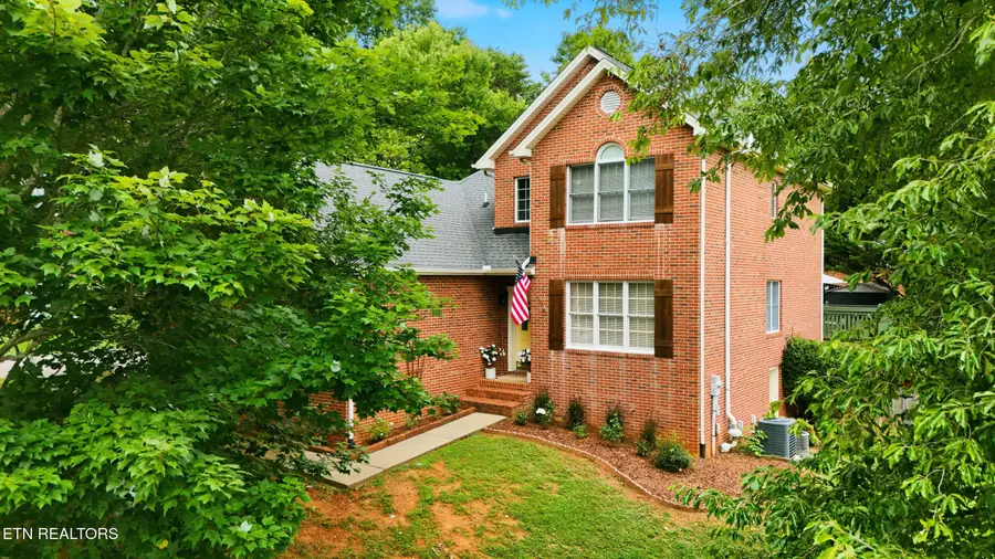 1021 Timberidge Tr, Kingsport, TN 37660 - #2