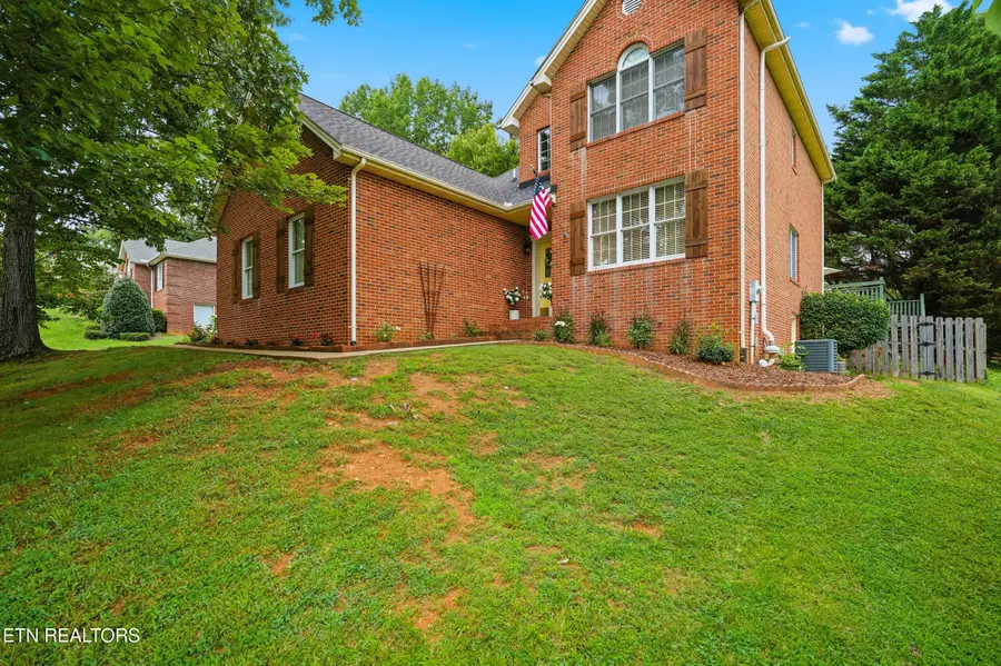 1021 Timberidge Tr, Kingsport, TN 37660 - #3