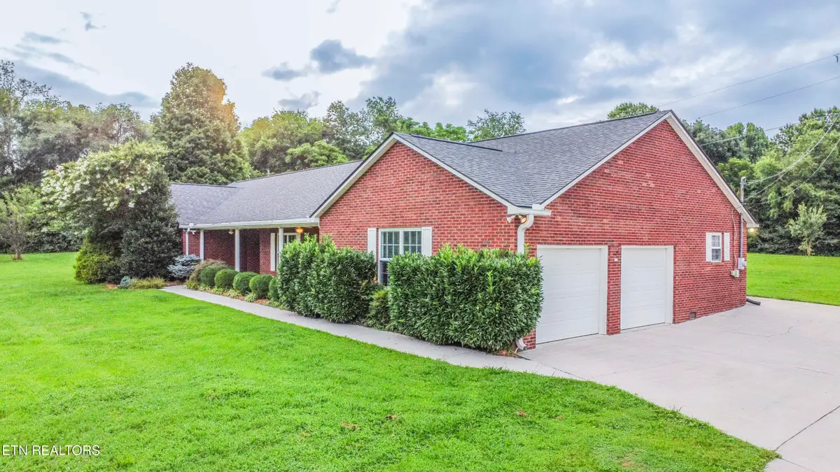 2820 Gray Hendrix Rd, Knoxville, TN 37931 - #1