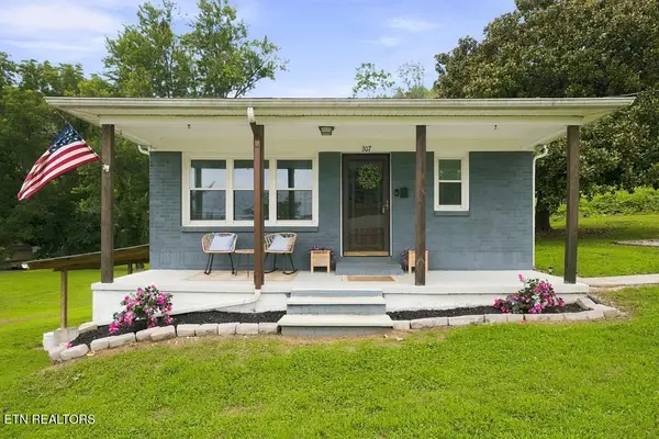 307 Miller St, Livingston, TN 38570