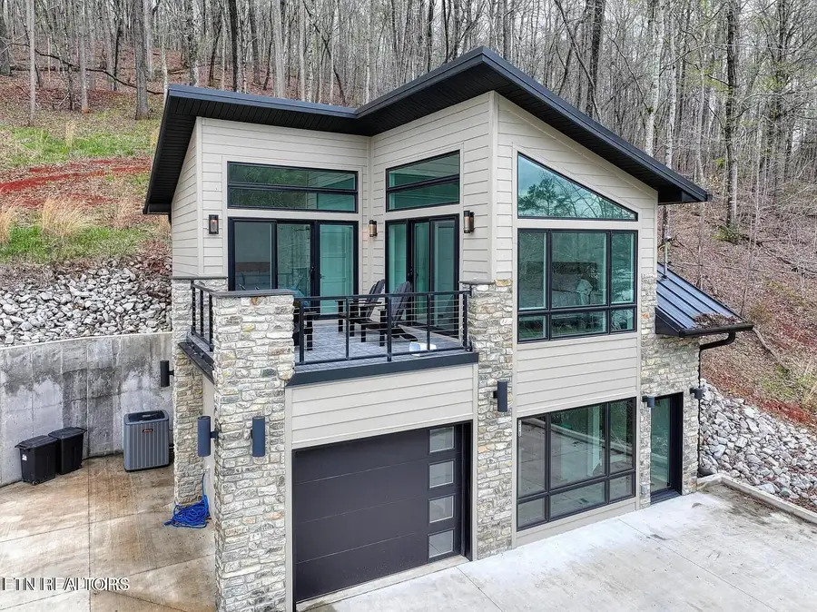318 Carp Lane, Lafollette, TN 37766 - #2