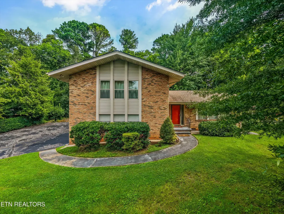 9321 Gulf Park Drive, Knoxville, TN 37923 - #1