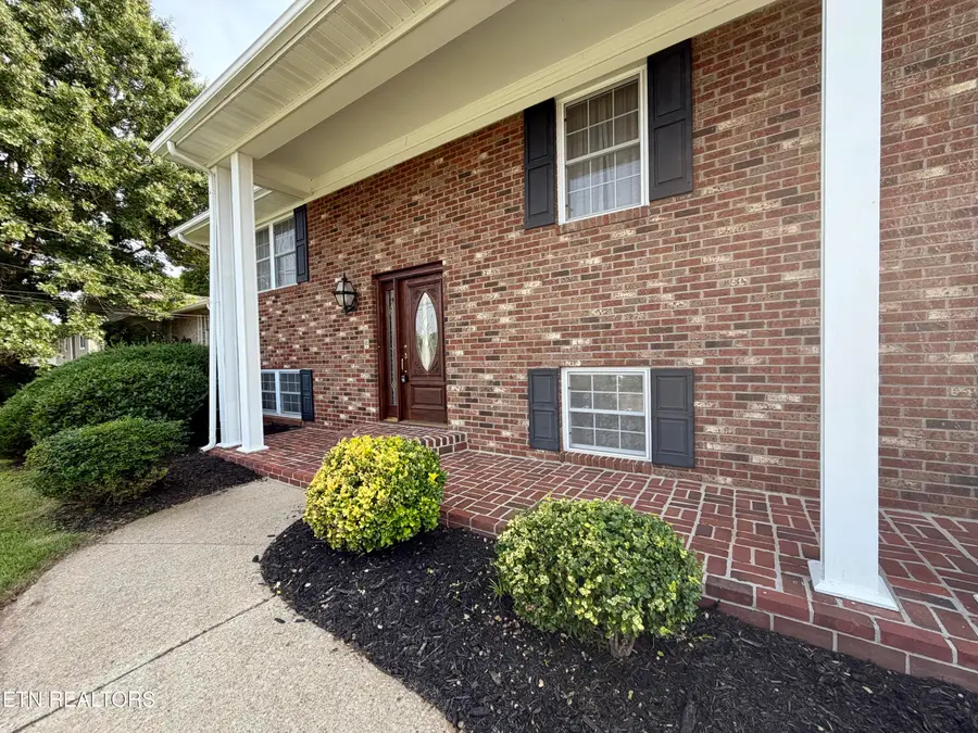 7715 Windsong Rd, Powell, TN 37849 - #3