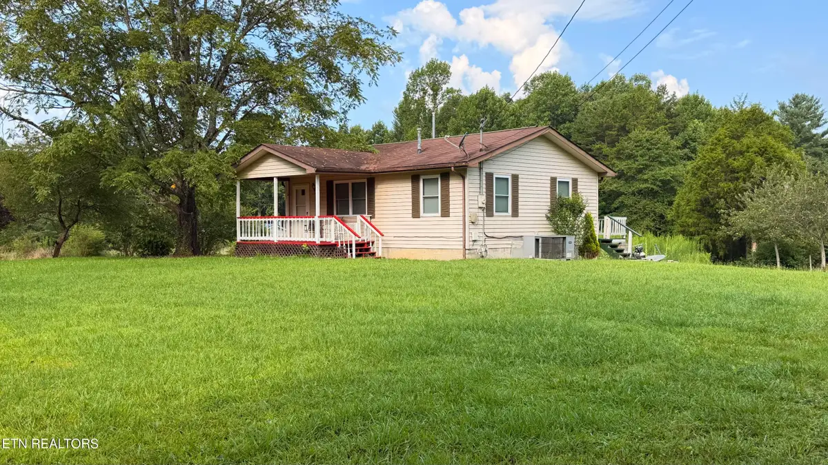 420 Black Oak Rd, Oneida, TN 37841 - #1