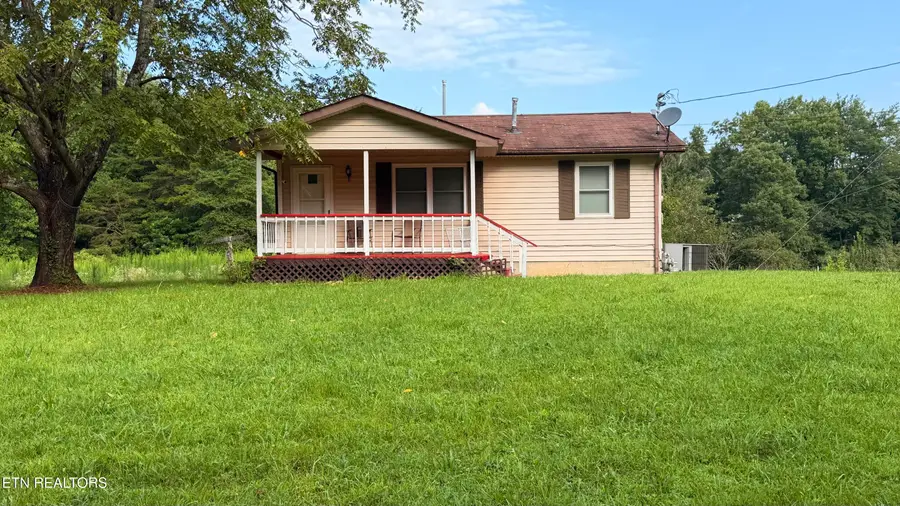 420 Black Oak Rd, Oneida, TN 37841 - #2