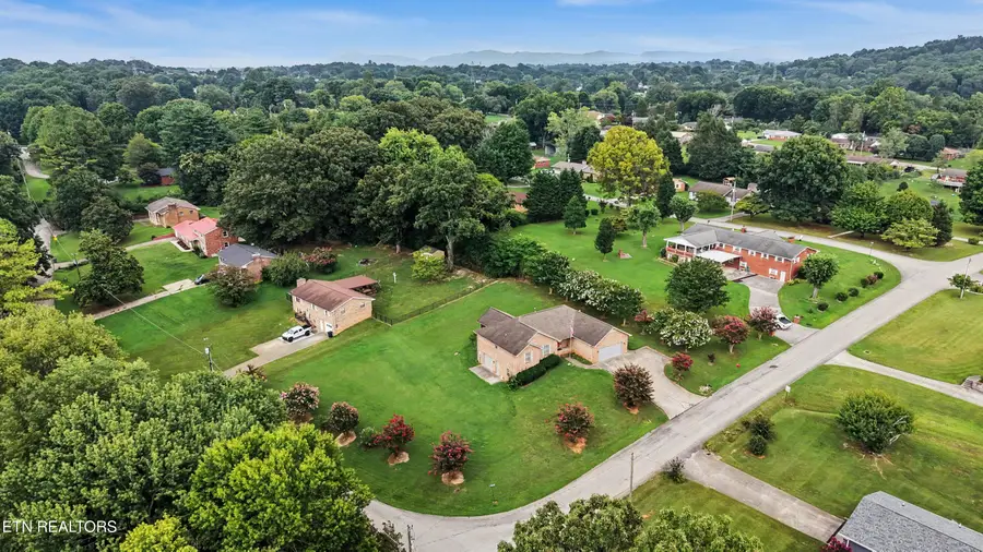 206 Rosecrest Drive, Maryville, TN 37803 - #3