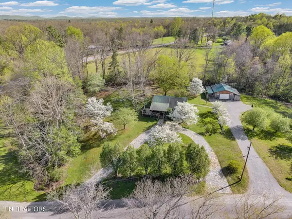 31 Wayfarer Lane, Crossville, TN 38572