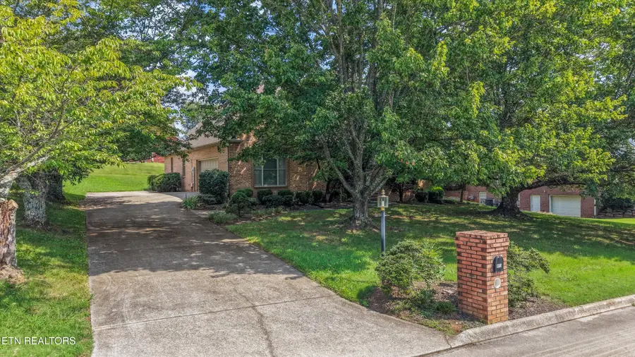 823 Royal View Drive, Maryville, TN 37801 - #3