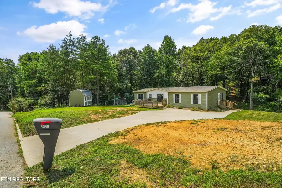 3421 Hackney Chapel Rd, Lenoir City, TN 37772 - #2