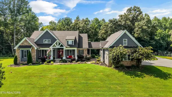 7876 Hines Valley Rd Rd, Lenoir City, TN 37771