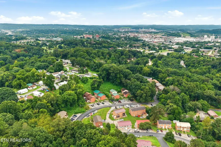 921 Chadwick Drive, Kingsport, TN 37660 - #3