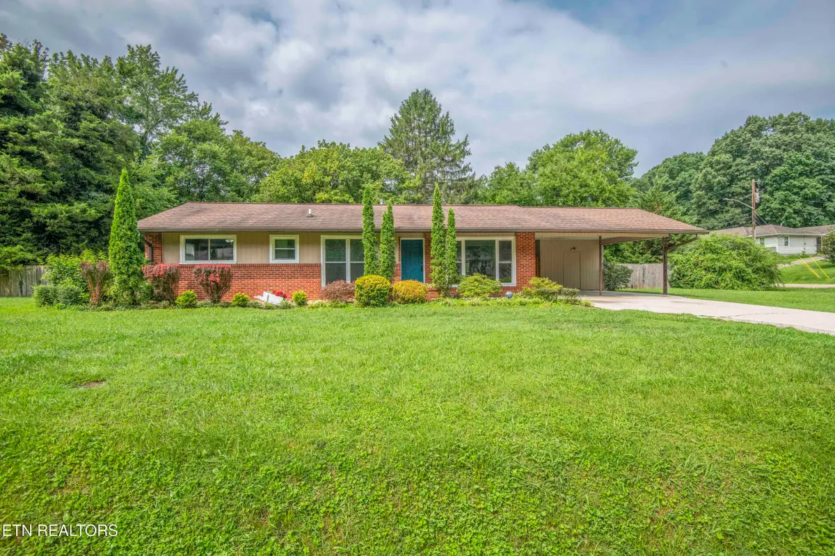 2105 Pulaski Rd, Knoxville, TN 37914 - #1